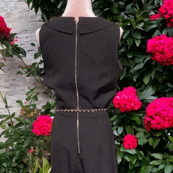 KARL LAGERFELD NWT SLEEVELESS CREPE JUMPSUIT BLACK SIZE 10 CROPPED WIDE LEG - Picture 6 of 8
